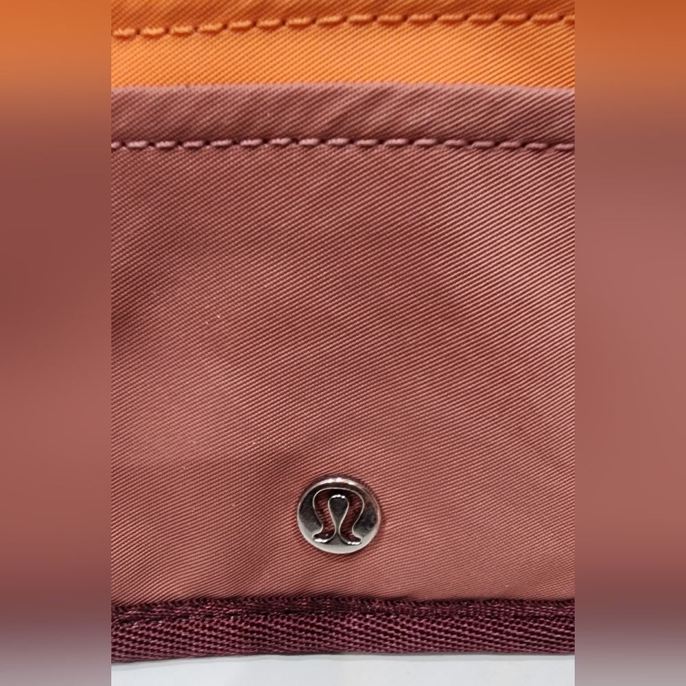 Lululemon True‎ Identity Card Case - Picture 2 of 4